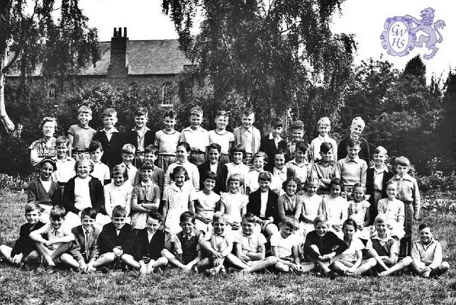 30-780 Class 3A, Long Street Junior School, Wigston Magna