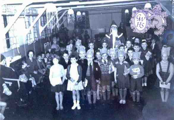 32-410 Constitution Hall Wigston Magna