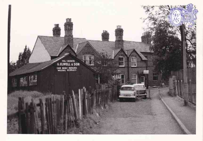 26-378 Elwell's car body repair shop Frederick Street - Mill Lane Wigston Magna June 1973