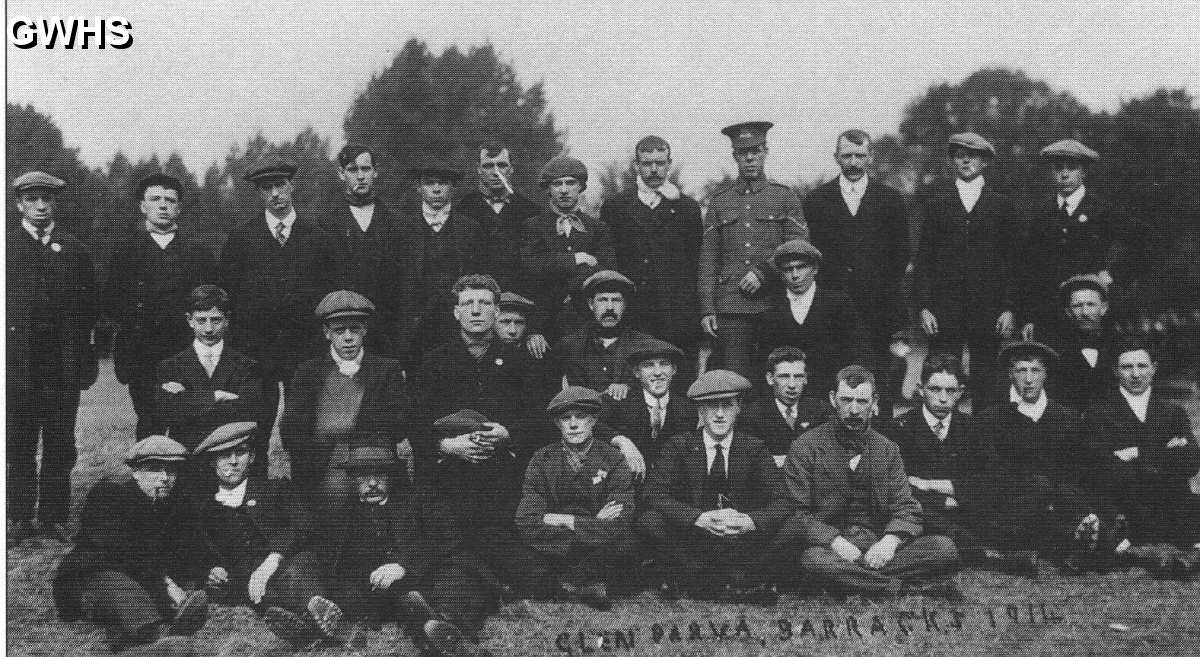 22-107 New recruits at Glen Parva Barracks circa 1914