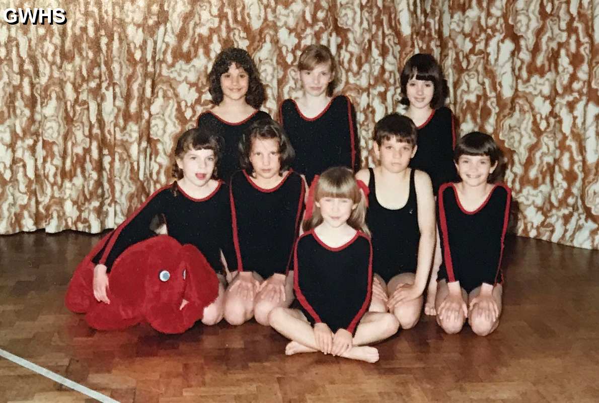 39-272 Glenmere School Wigston Magna Competition Group 1984