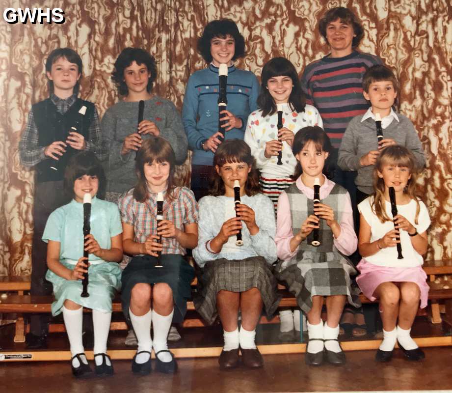 39-298 Glenmere School Wigston Magna