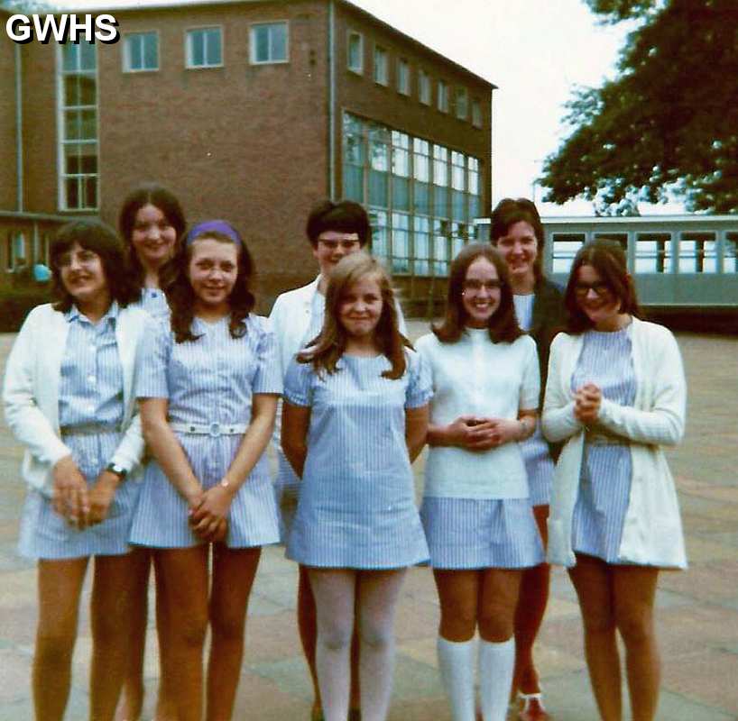 30-869 Guthlaxton Choir 1971 Station Road Wigston Magna