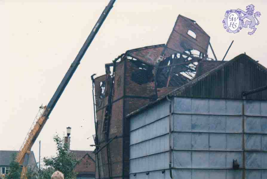 30-219 The former Wigston Gas Works Retort House being stabalised 1985