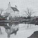 32-445 Lock Cottage at Bridge 88 on the canal at Kilby Bridge
