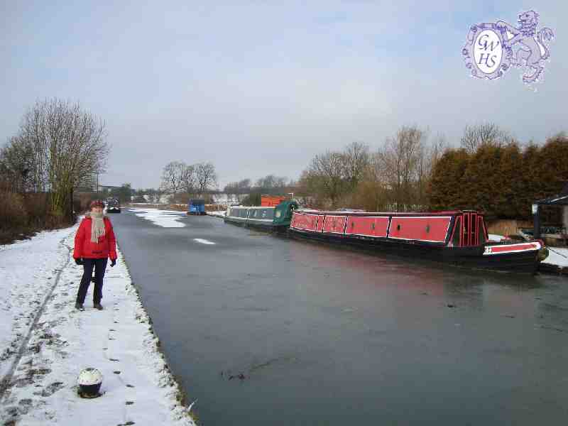 14-094 Canal at Kilby Bridge looking towards Leicester Feb 2010 1