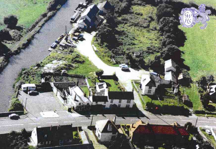 15-034 Kilby Bridge from the air circa 1960