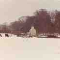 10-33 Winter scene Newton Lock House