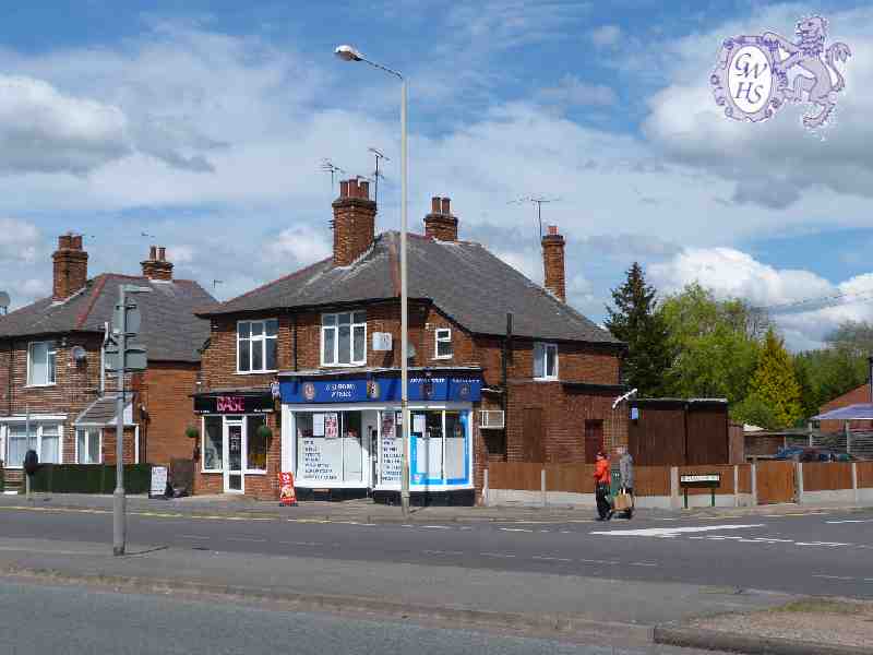 19-383 Welford Wines and Base on corner of Grange Road and Leicester Road Wigston April 2012