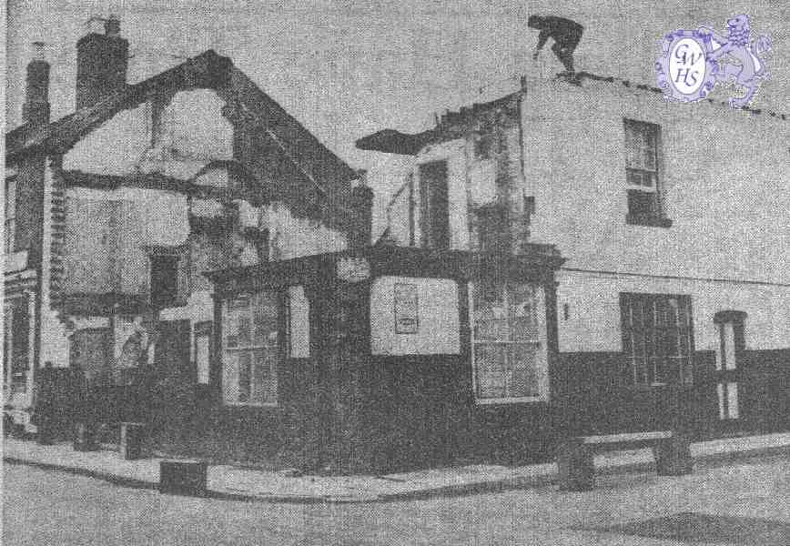 22-463 Off Licence premises of Mr D Tyler being demolished in Leicester Road Wigston Magna 1967 