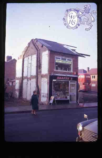 26-195 Harpers Leicester Road Wigston Magna circa 1960