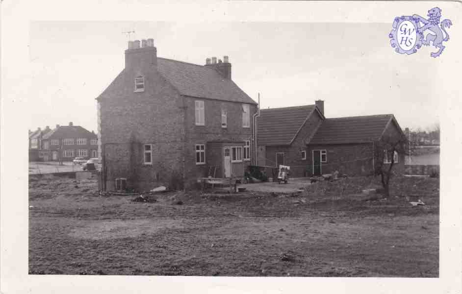 30-403 Compton Cottage Leicester Road Wigston Magna where The Stage Hotel is now
