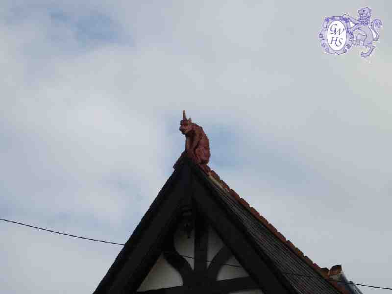 14-270 The Devil House ( Dentists) Long St Wigston Magna Aug 2009