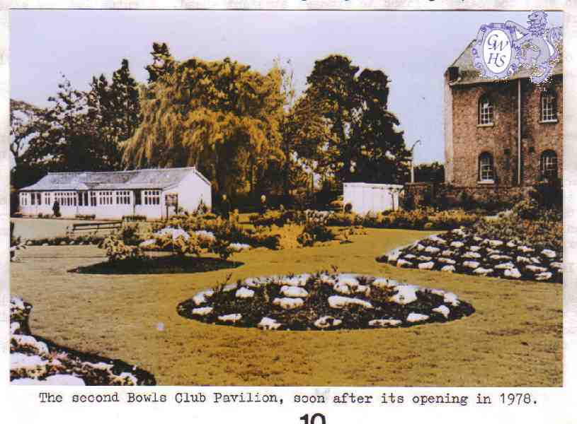 14-298 Wigston Magna Bowls Club new Pavilion Long Street  c. 1987