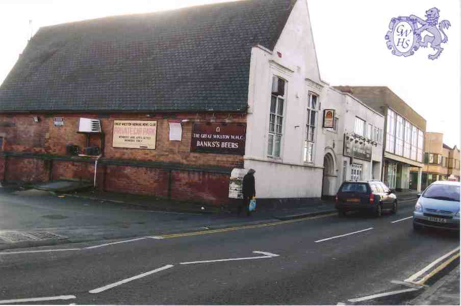 15-001 Greater Wigston Working Mens Club Long Street Prior to closure 5-6-2010