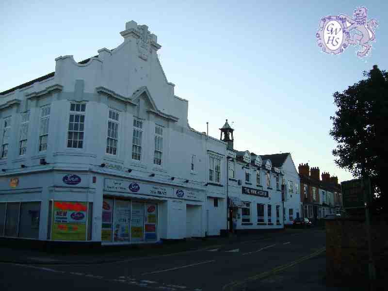15-083 Old Co-Operative Building Long Street Wigston 2010