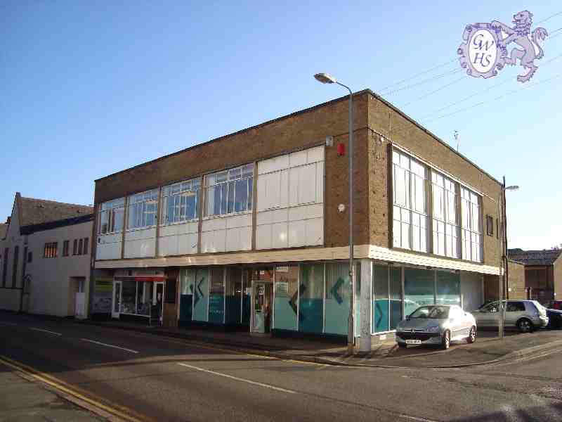 17-035 Wigston Bathroom Centre and ASK Recruitment Long Street Wigston Magna 2011