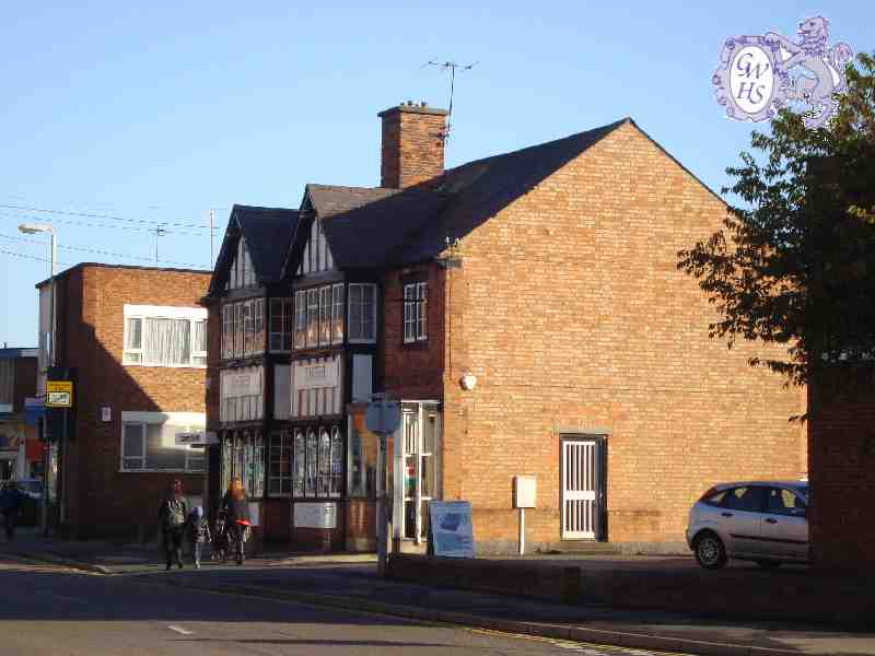 17-051 Direct Carpets Long Street Wigston Magna 2011
