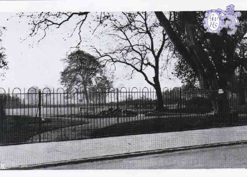 26-261 Peace Memorial Park Long Street Wigston Magna circa 1960