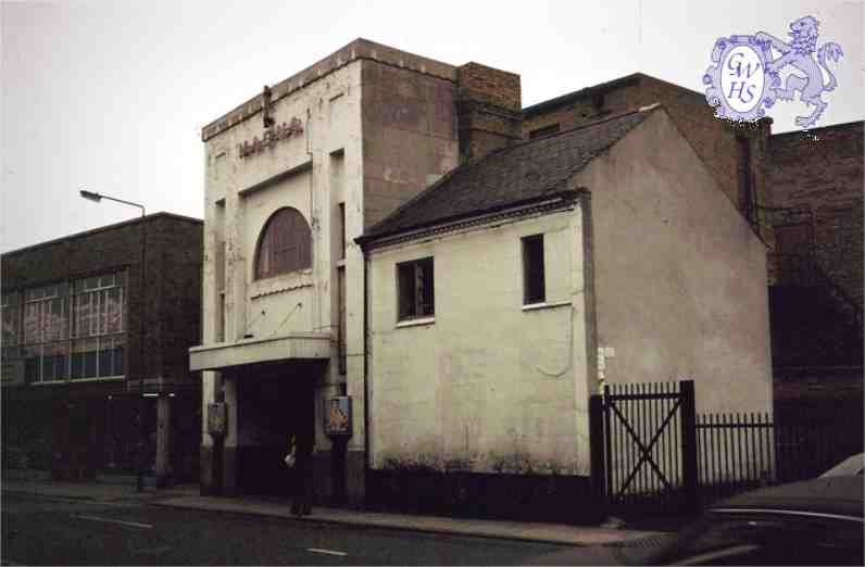 26-270 Magna Cinema Long Street Wigston Magna c 1978