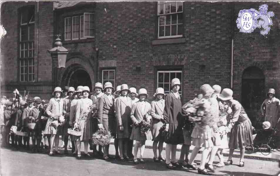 8-174 Long Street Working Men's Club Wigston Magna 1920 - All Saint's Sunday School