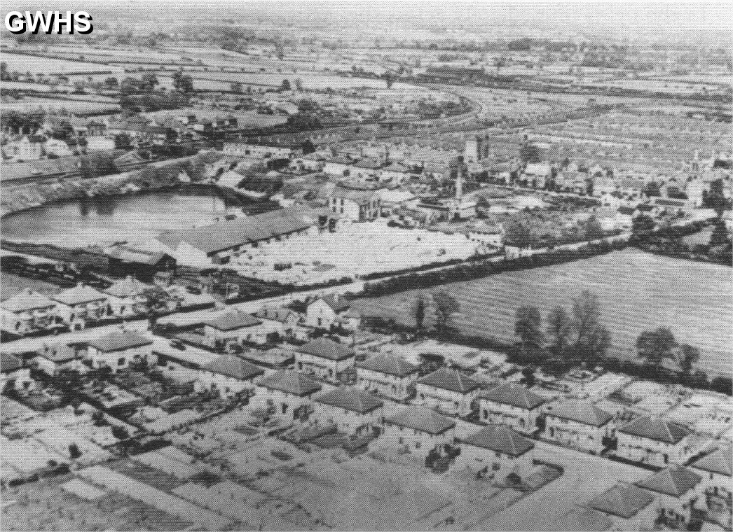 22-313 Aerial view of South Wigston looking north east in 1930's