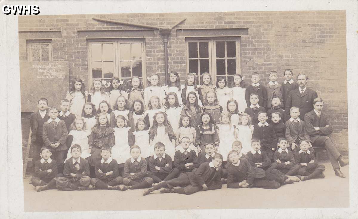 9-49 School Class Wigston Magna