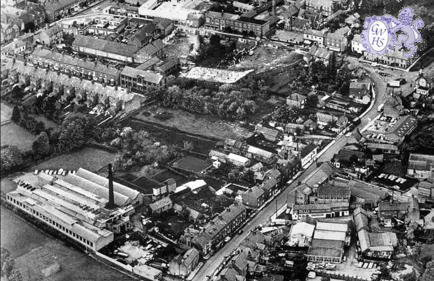 32-338 Wigston Magna from the air circa 1960