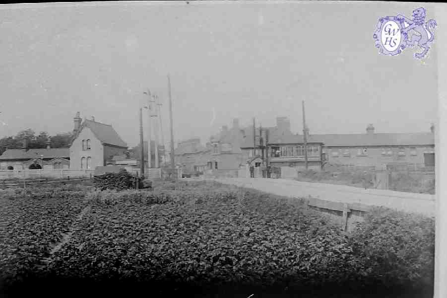 23-629 Wigston Magna Station before the Spion Kop Bridge