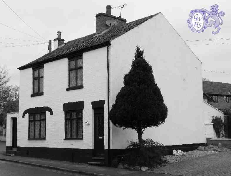 19-079a Cromwell Cottage No 32 Moat Street Wigston Magna Feb 2012