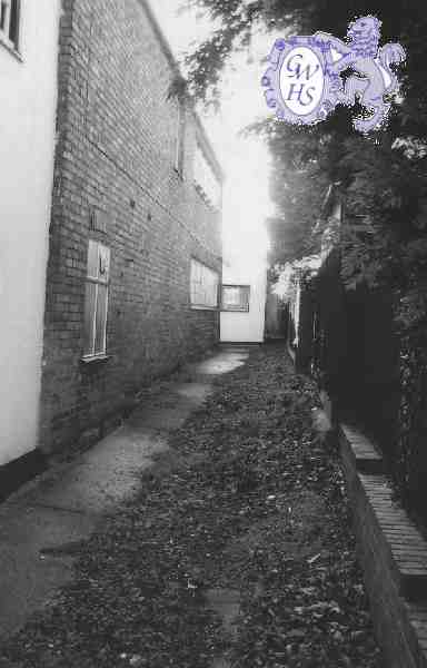 19-247a FWK Workshop Moat Street - Barrack Yard so called because horses were kept here taken 2012