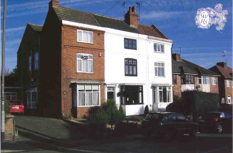19-252 The Cedars Moat Street - notice bay windows which Hoskins hated taken 2012