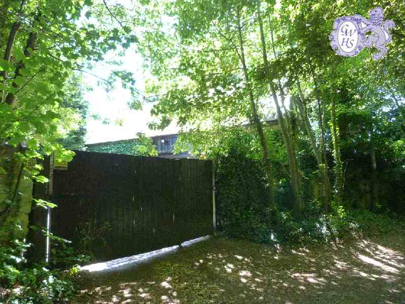 23-375 Rear of Yew Tree House with Barn conversion and wall Wigston Magna