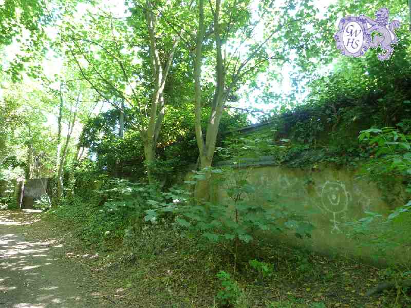 23-376 Rear of Yew Tree House with Barn conversion and wall Wigston Magna