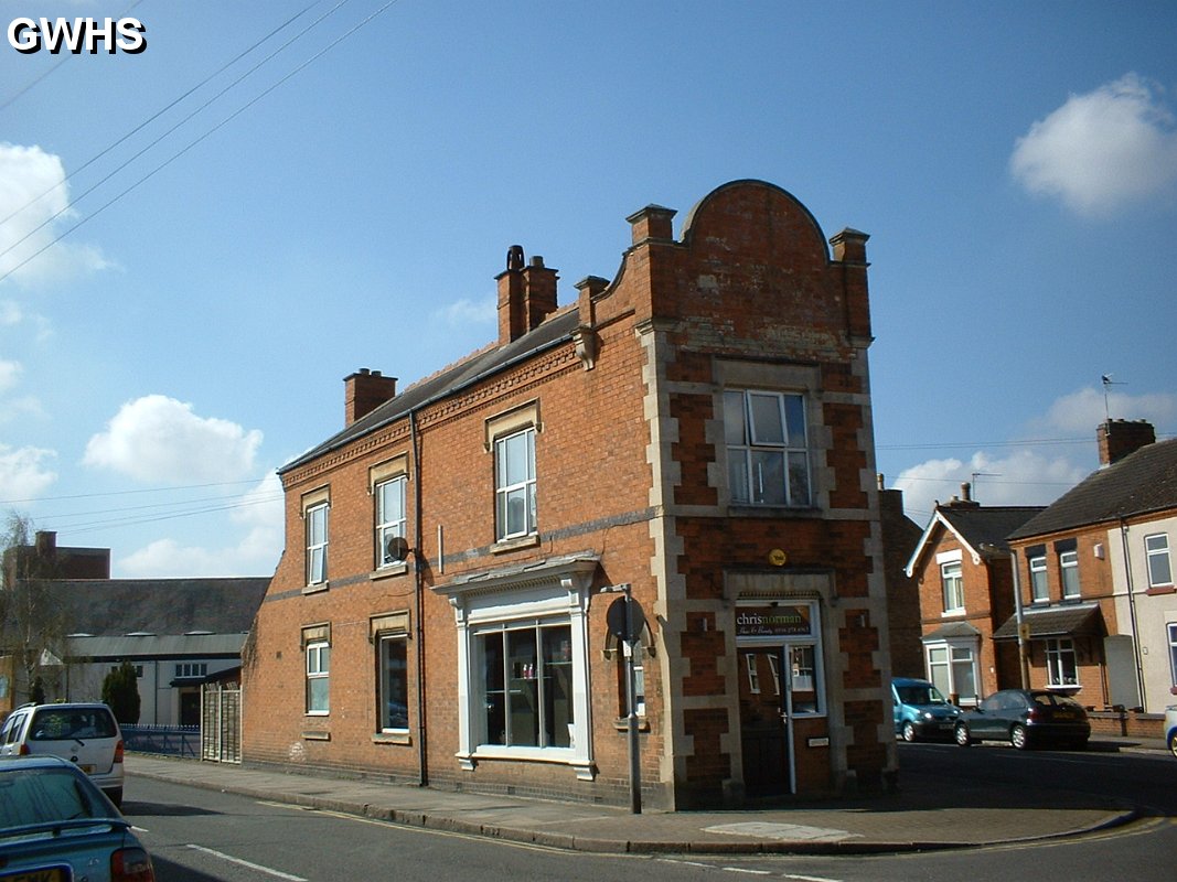 24-108 House, corner Orange Street and Countesthorpe road, South Wigston 2013