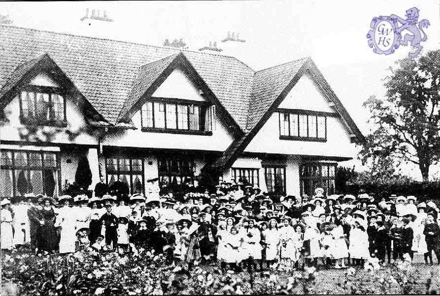 29-395 Wayside Maternity Hospital Oadby 1