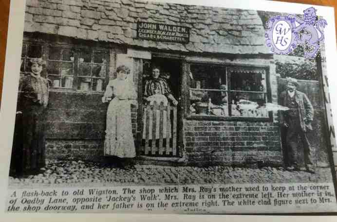 32-094 John Waldens shop Oadby Lane Wigston Magna