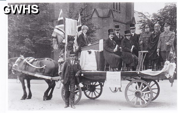 26-140 Outside St Thomas the Apostle Church Blaby Road South Wigston