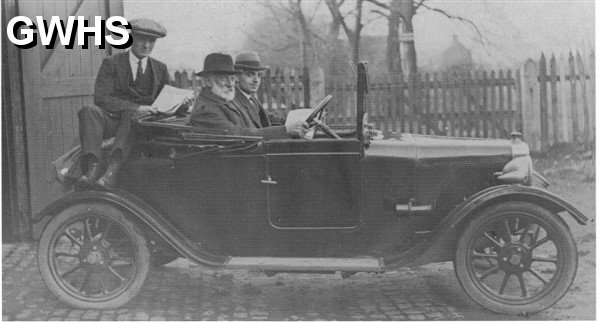 29-408 Henry Walter Bates South Wigston circa 1940