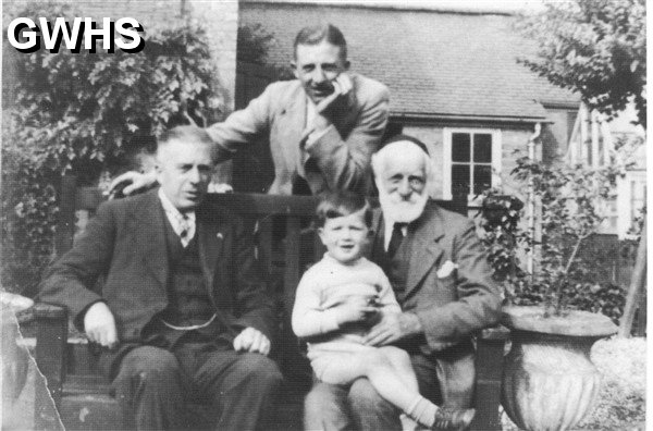 29-411 The Bates family South Wigston