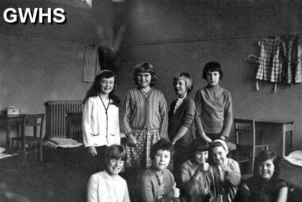 30-768 Bassett Street Junior School Trip to Church Langton School circa 1966