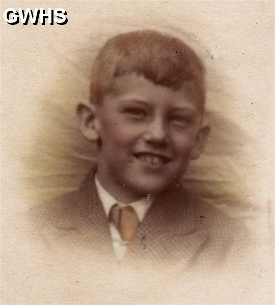 34-833 George Snutch late 1930's
