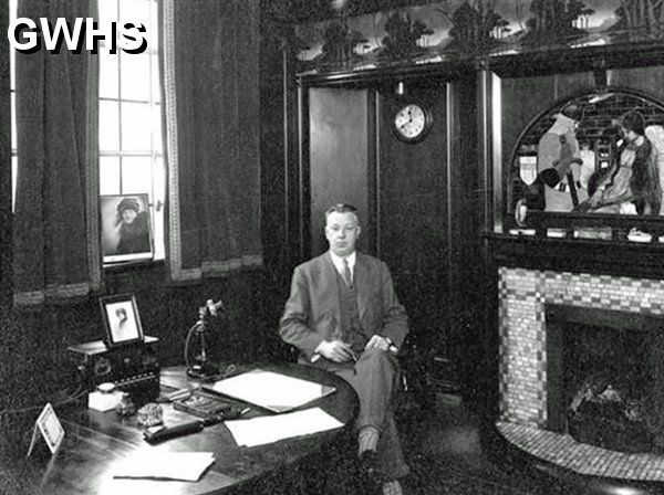 35-671 Herbert Charles Wright MD of Orson Wright & Sons Canal Street South Wigston 1929