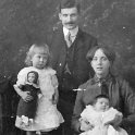 31-182 Fred and Blanche Green with children Blanche and Ivy circa 1915