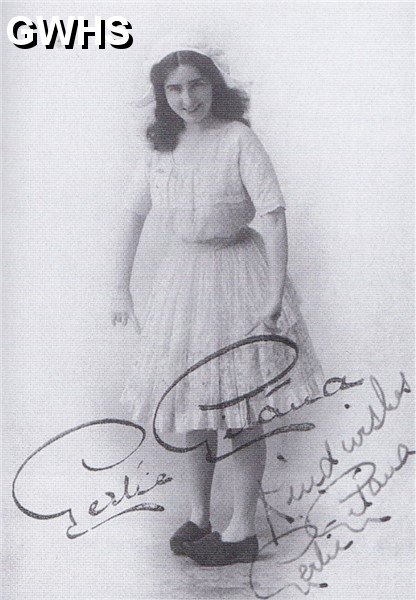 15-128 Gertie Gitana of South Wigston