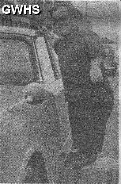 19-455 Mr Tommy Reynolds South Wigston c 1965