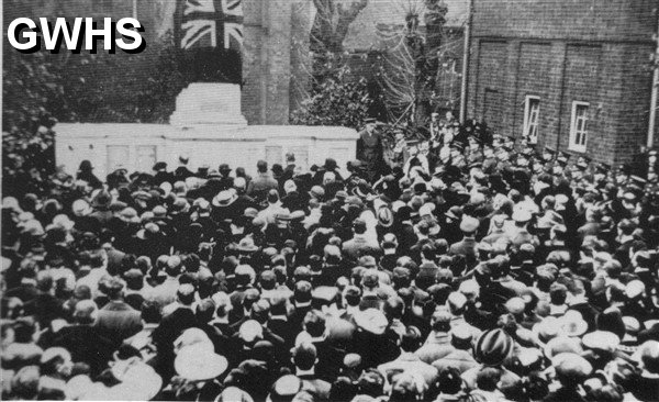 24-005 Armistice Day Service South Wigston c 1930