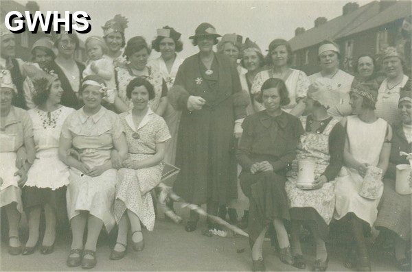 24-044 Coronation Street Party South Wigston 1937