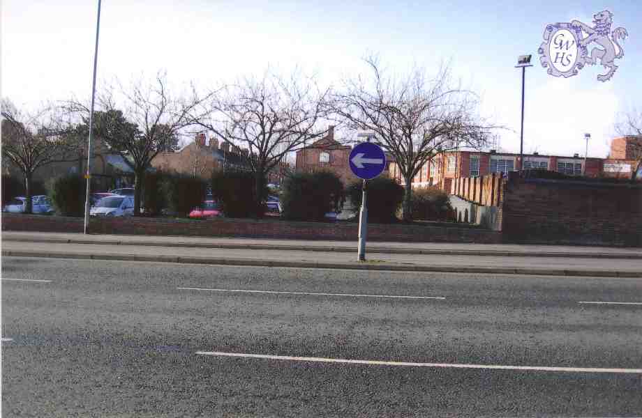 19-238 Paddock Street Car Park but was the site of Laundons Saddlers House taken 2012