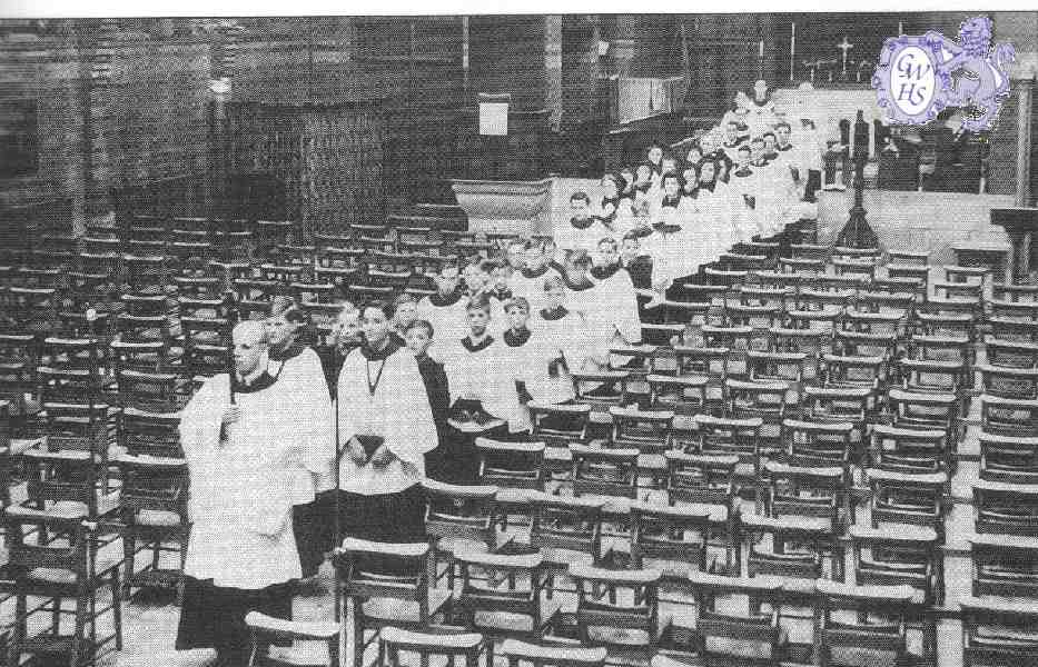 22-192 St Thomas' Church Choir circa 1952 South Wigston